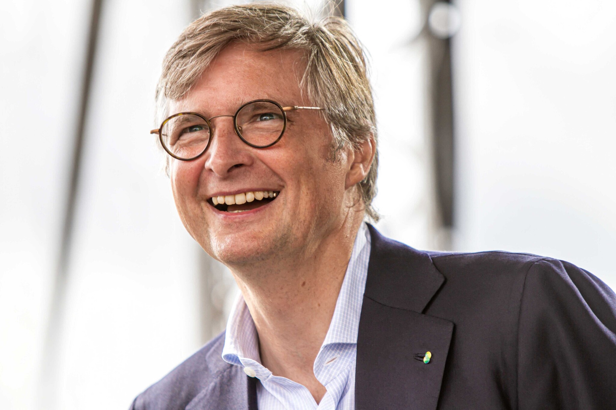 Stimmen aus der Wirtschaft: Dr. Henrik Follmann von Follmann Chemie