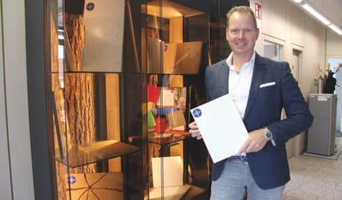 KNEHO-LACKE aus Horn-Bad Meinberg produziert ökologische UV-Lacke