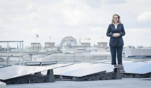 Gastbeitrag von Prof. Dr. Claudia Kemfert: Energiewende schafft enorme wirtschaftliche Chancen