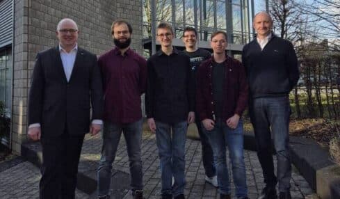 Nach erfolgreicher Ausbildung: Berufsstart in den Metall- und Elektroberufen