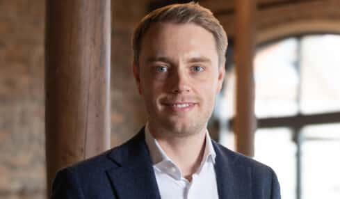 Dominik Dennig übernimmt Geschäftsführung der DENIOS-Holding