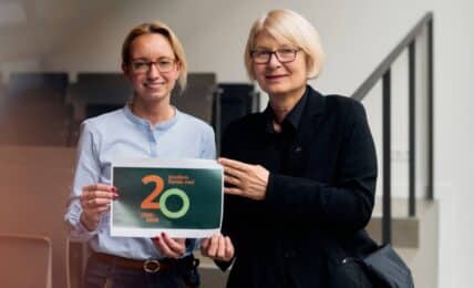 20 Jahre Studienfonds OWL: Bielefelder Oberbürgermeisterin berichtet über ihre Förderung
