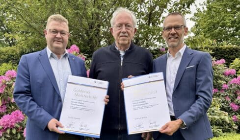 Estrich-Pionier geehrt: Zwei Goldene Meisterbriefe für Helmut Schäfers 
