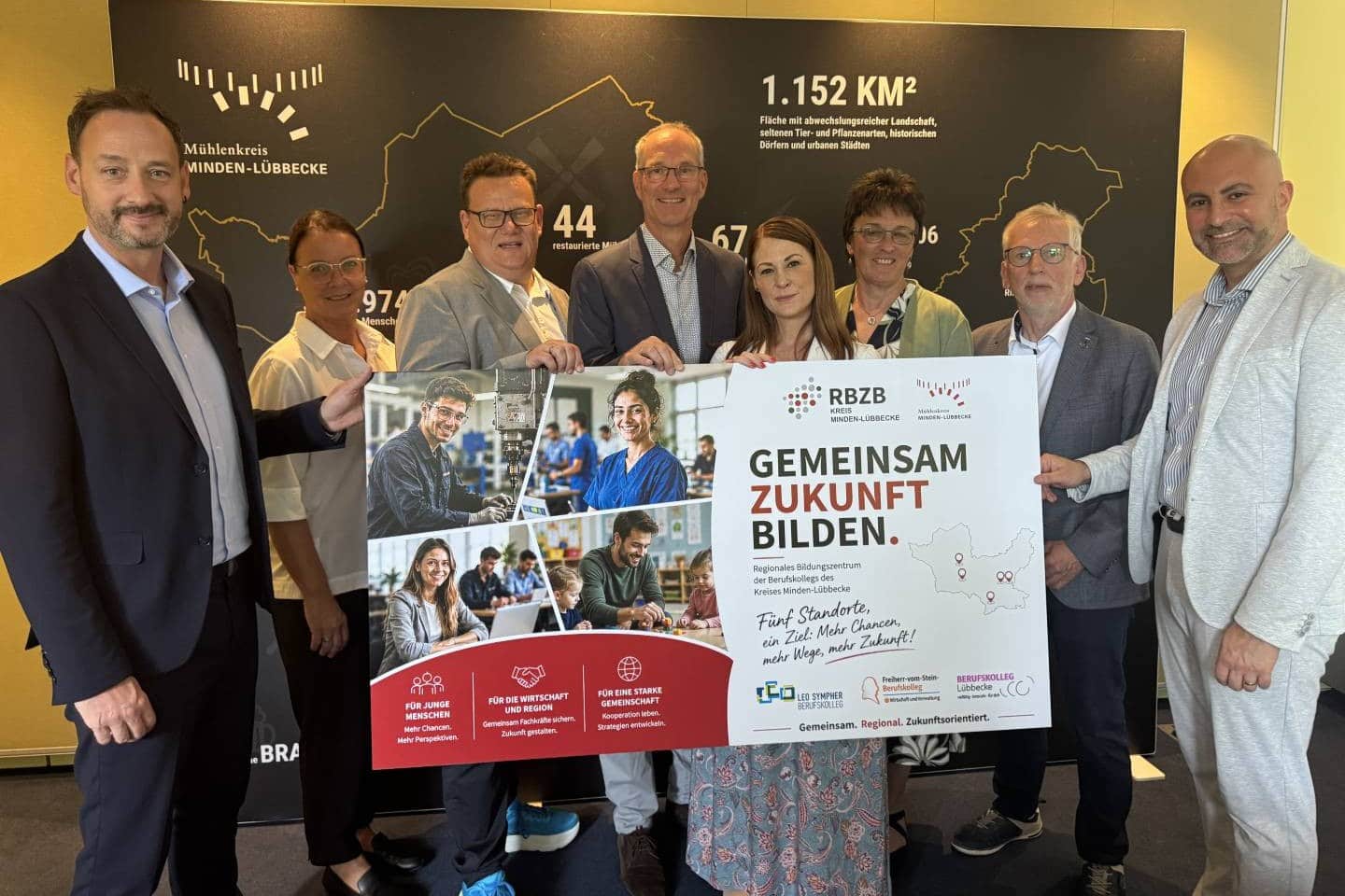 Fünf Standorte – ein Ziel: Kreis Minden-Lübbecke gründet Regionales Bildungszentrum der Berufskollegs
