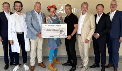 Lachen als Medizin: Detmolder Lions Clubs unterstützen Clownsvisiten in der Kinderklinik
