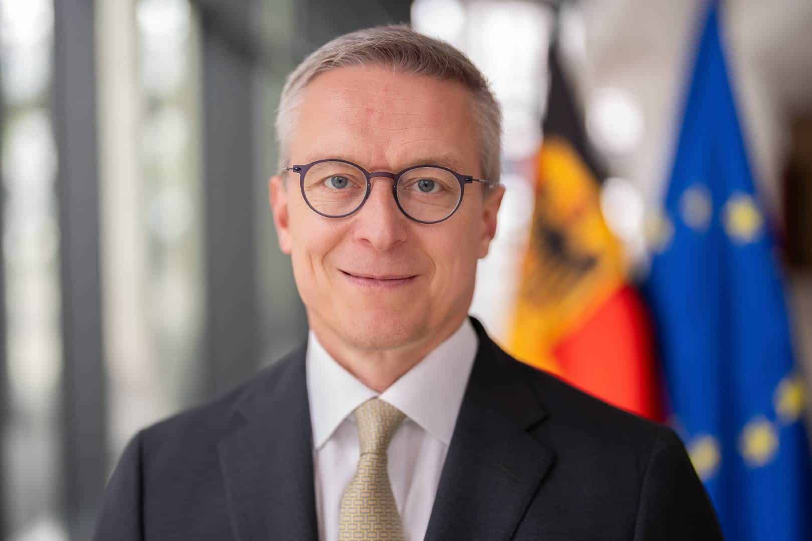 Bundesminister Dr. Karsten Wildberger spricht beim Unternehmertag OWL