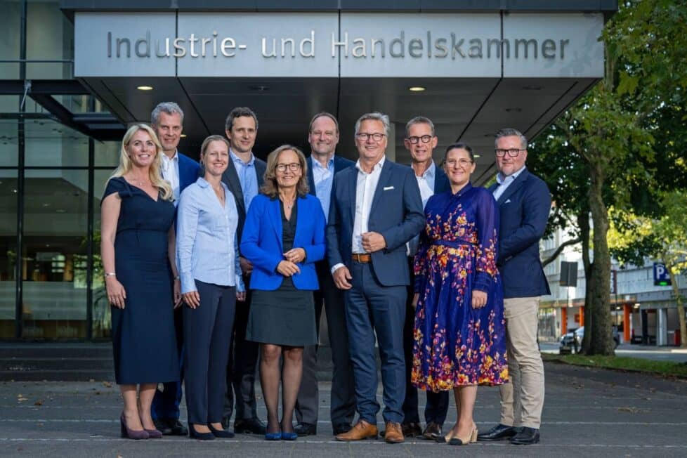 Jörn Wahl-Schwentker bleibt Präsident der IHK Ostwestfalen für vier weitere Jahre