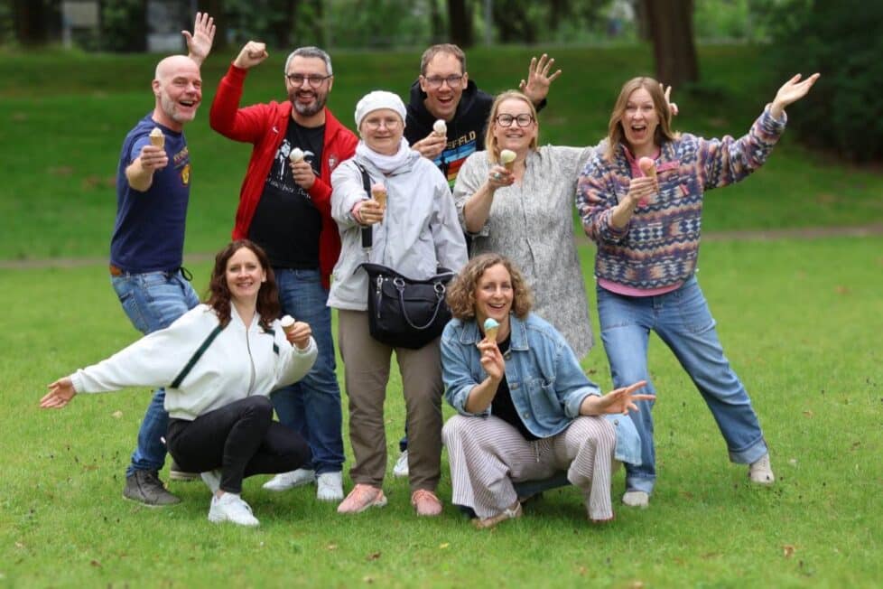 das Team vom ThinkTankOWL freut sich auf die zweite Auflage des InnovationFestivals in Bielfeld. nach erd erfolgreichen Premiere 2025 wurde das Konzept noch einmal verfeinert. Foto: BRIC GmbH