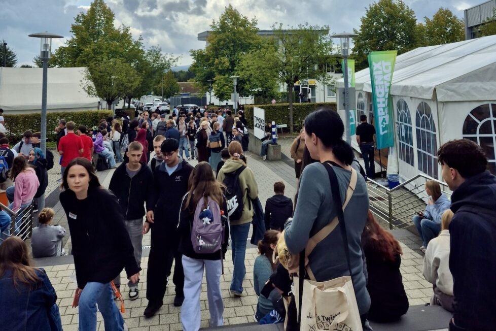 Mehr als 4.200 Besucher kamen zur „Berufe live 2026“ der IHK Lippe. Gut 90 Aussteller zeigten Ausbildung, duales Studium und berufliche Perspektiven – mit Praxis, Gesprächen und neuen Formaten. Foto: IHK Lippe