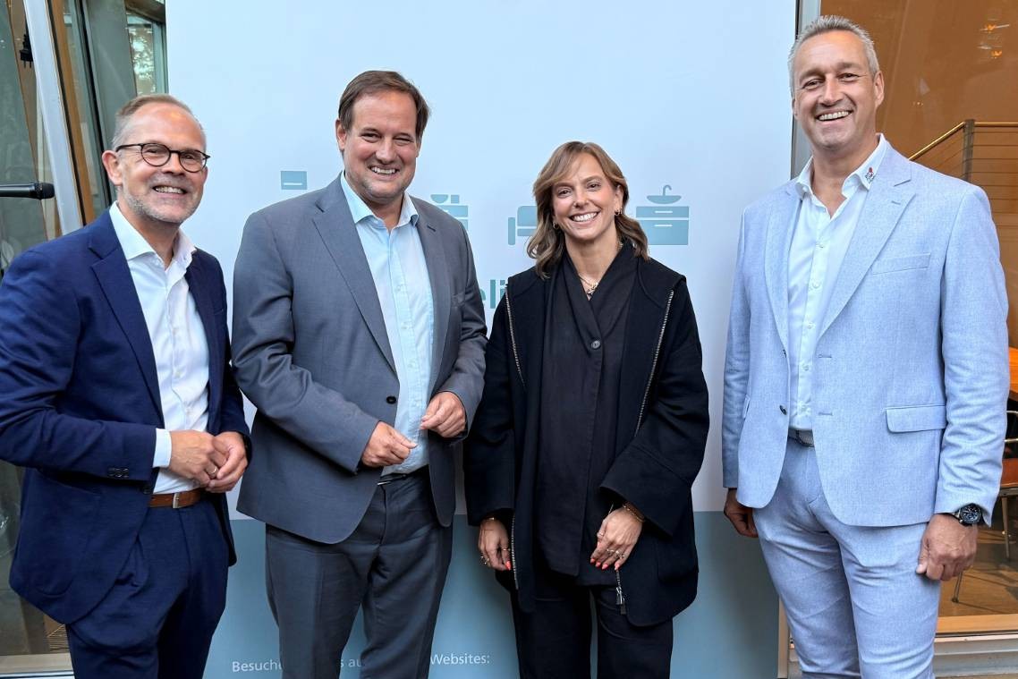 „Möbelindustrie ist Herzstück unserer Wirtschaft“ – NRW-Politiker Thorsten Schick in Herford