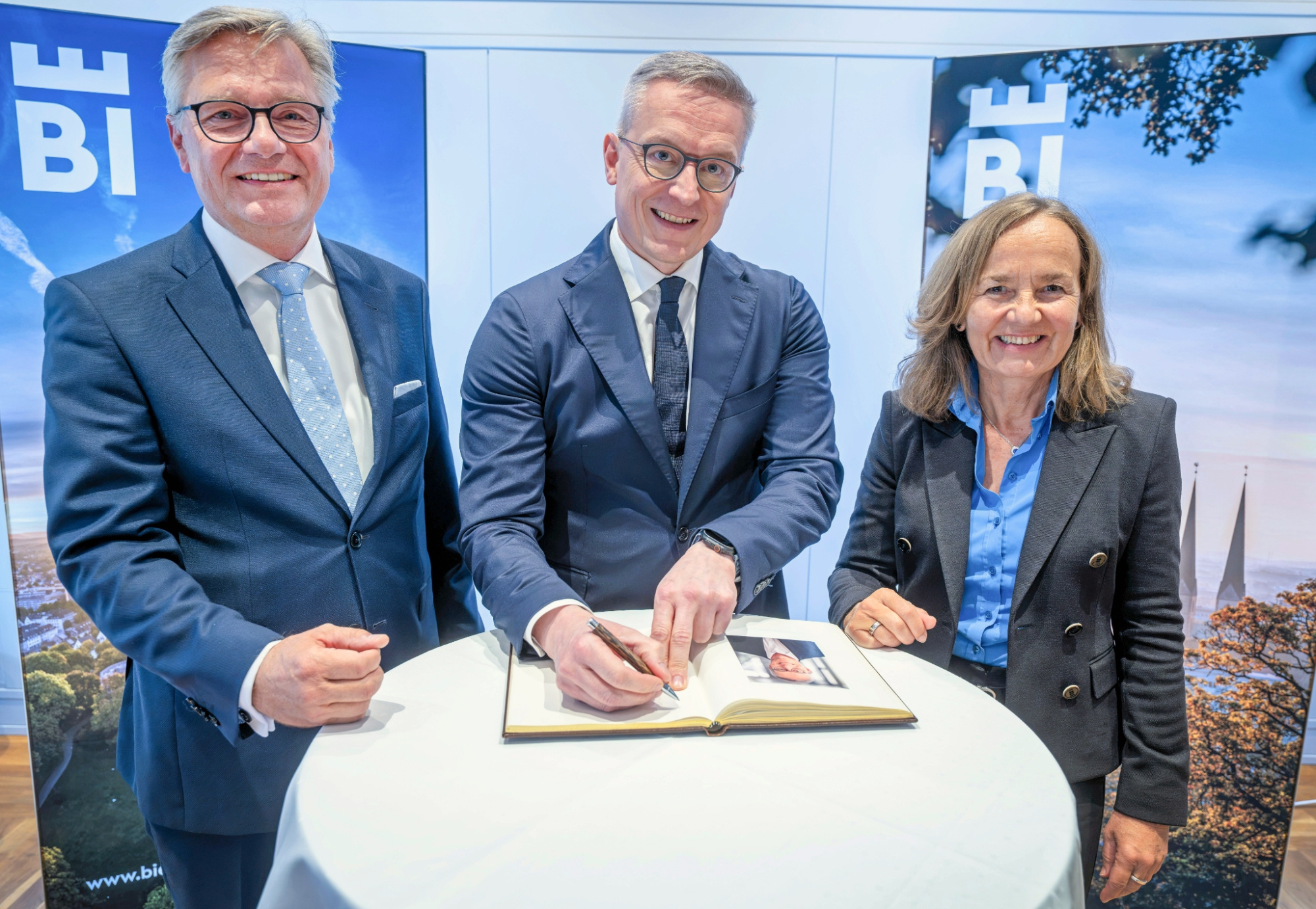 Unternehmertag OWL: Bundesminister Karsten Wildberger will mehr Tempo bei Staatsmodernisierung