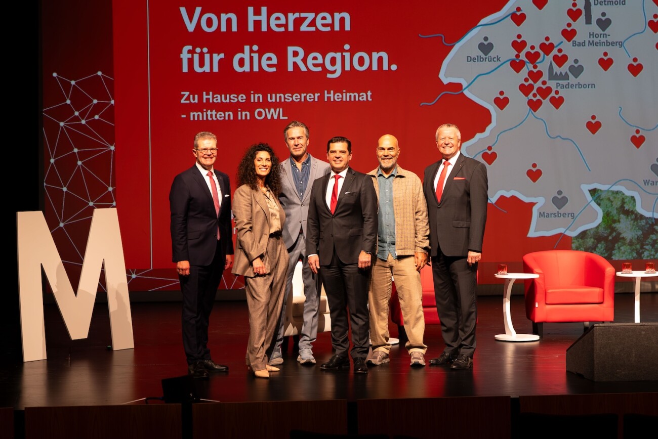 Sparkassen-FORUM in Paderborn: Dirk Steffens wirbt für Optimismus und Nachhaltigkeit